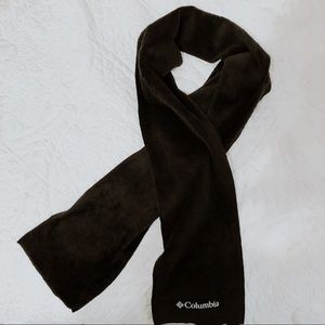 Columbia fleece black scarf